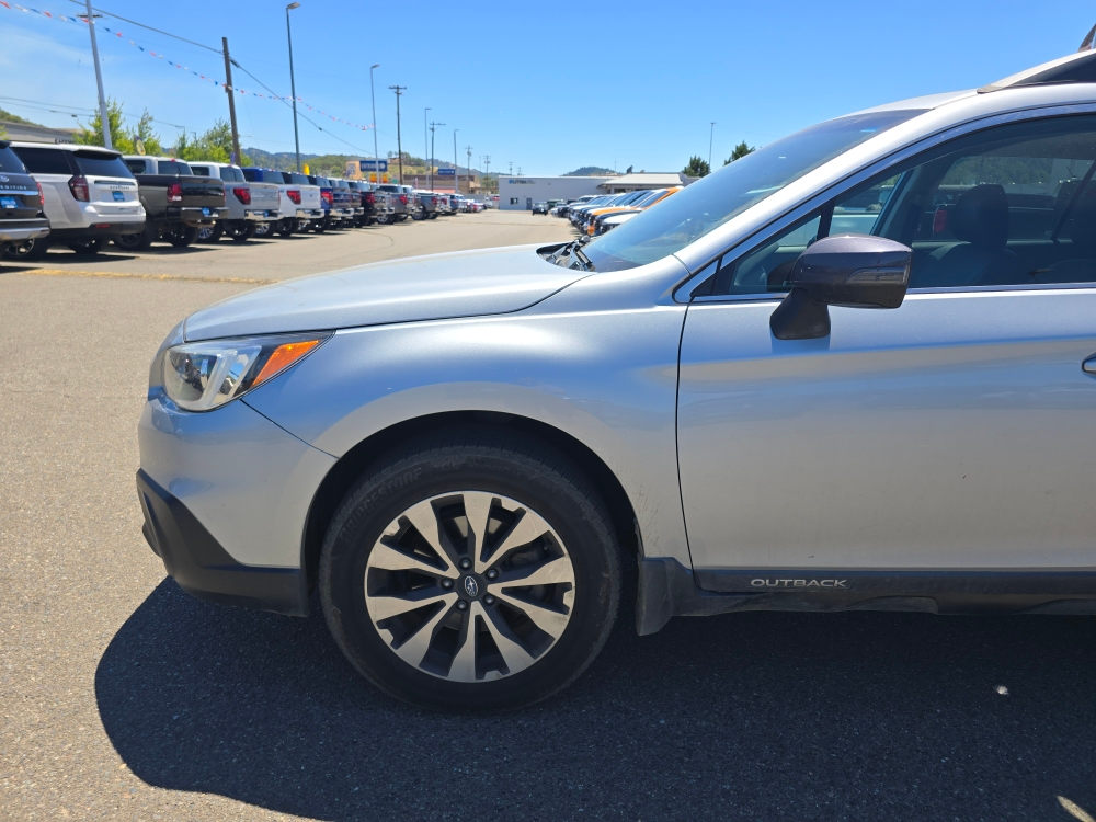 Thumbnail: 2016 Subaru Outback - 20