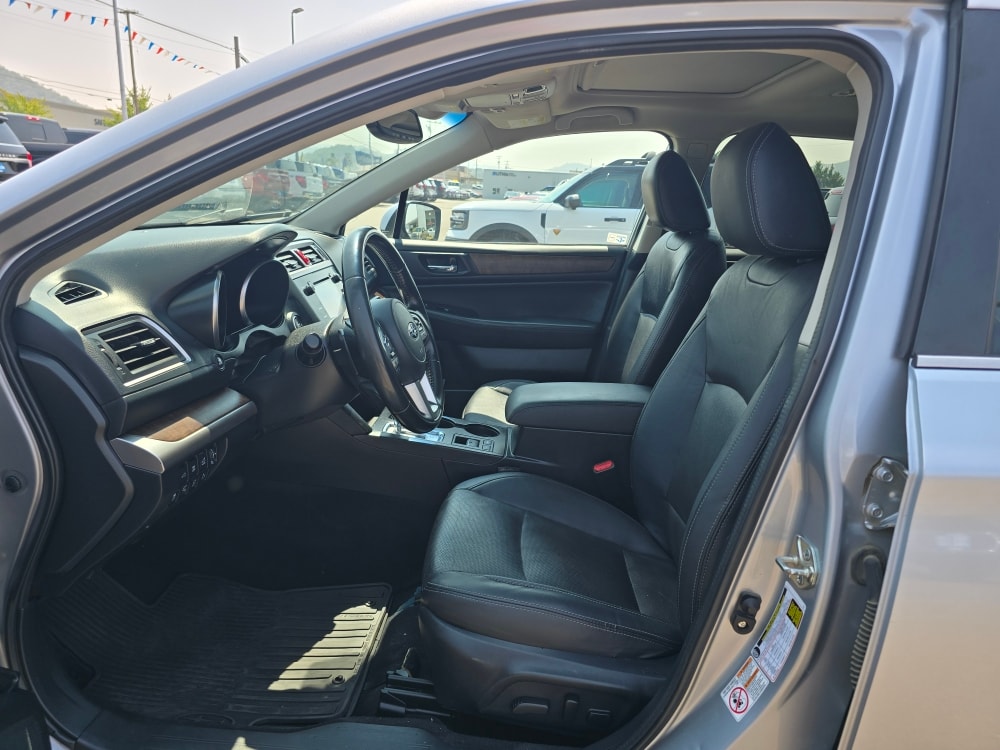 Thumbnail: 2016 Subaru Outback - 8