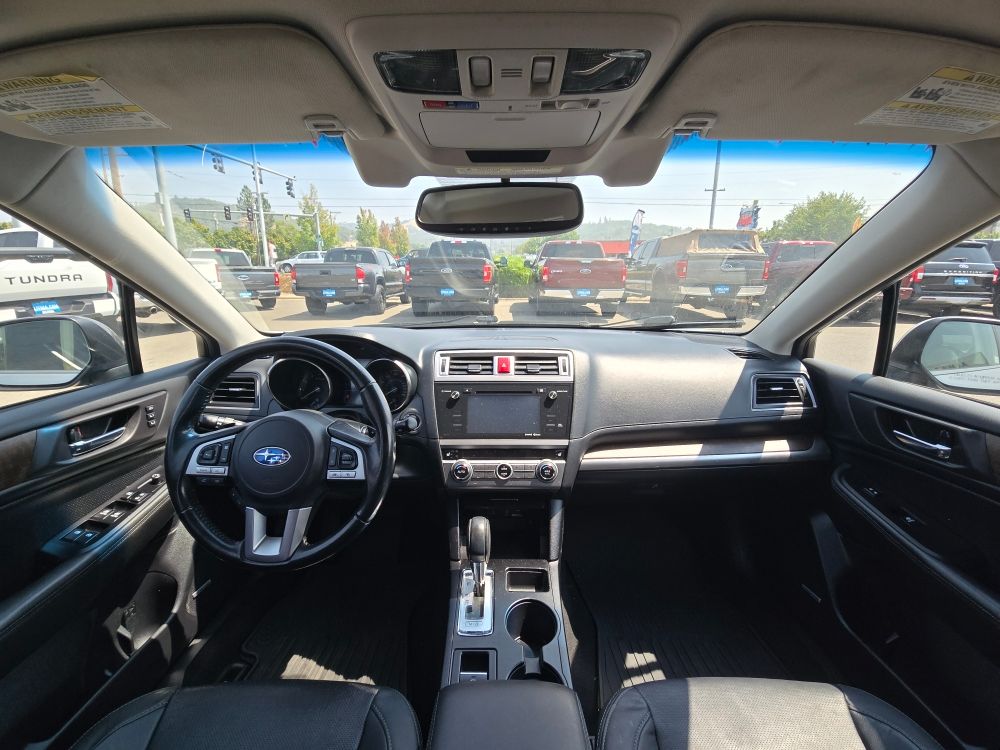 Thumbnail: 2016 Subaru Outback - 10