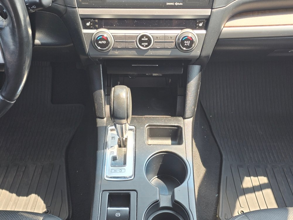 Thumbnail: 2016 Subaru Outback - 12