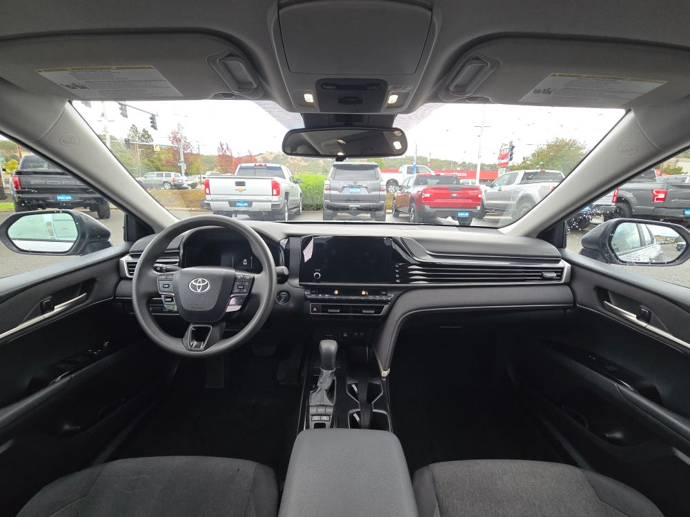 Thumbnail: 2025 Toyota Camry - 12