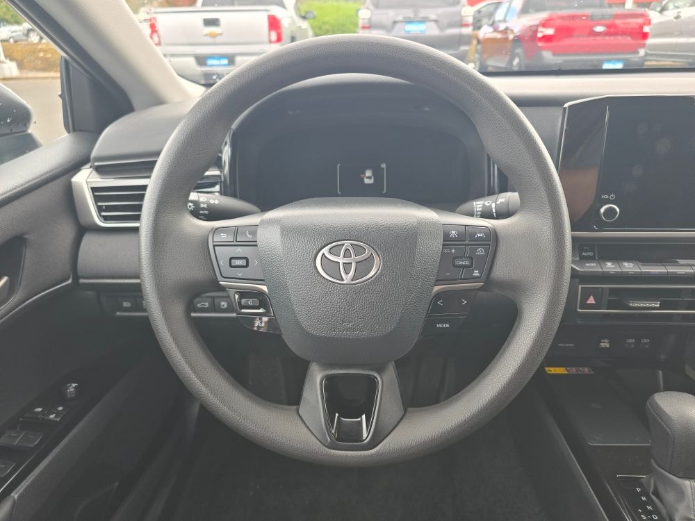 Thumbnail: 2025 Toyota Camry - 8