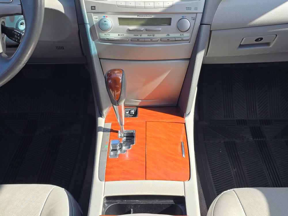 Thumbnail: 2011 Toyota Camry - 14