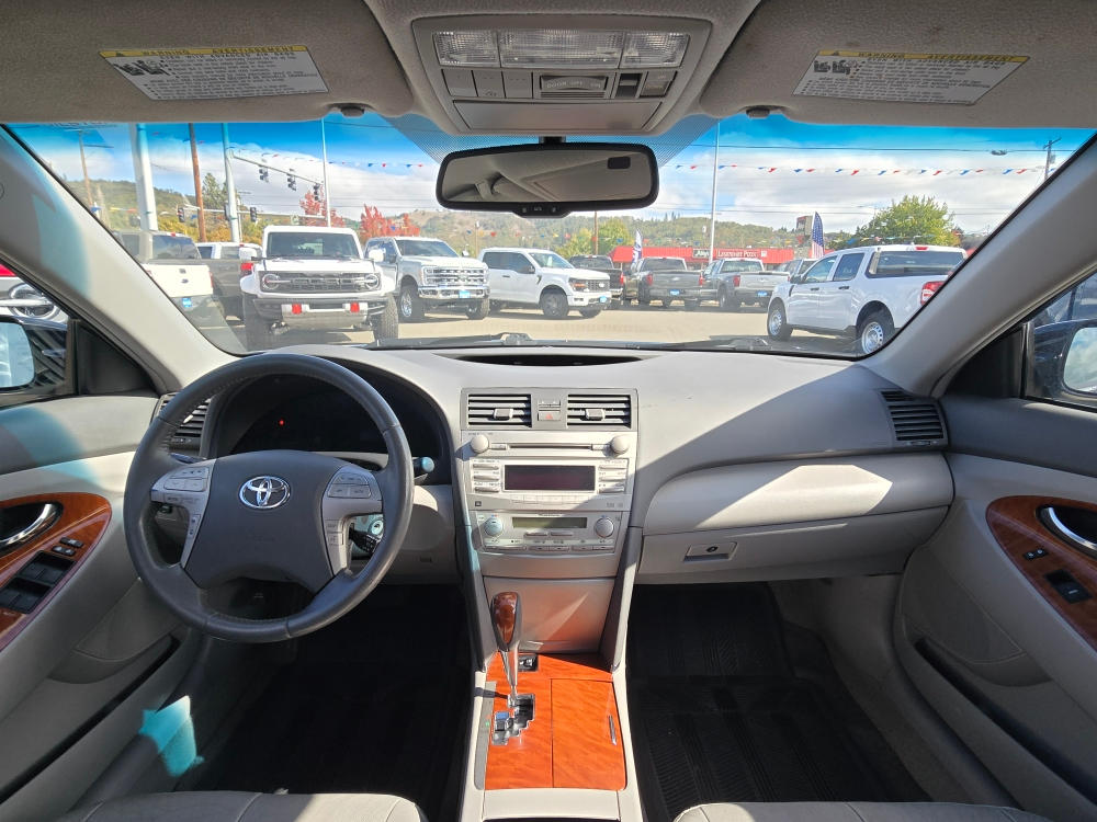 Thumbnail: 2011 Toyota Camry - 12