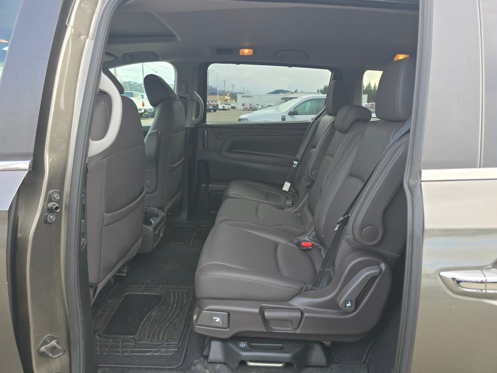 Thumbnail: 2018 Honda Odyssey - 10