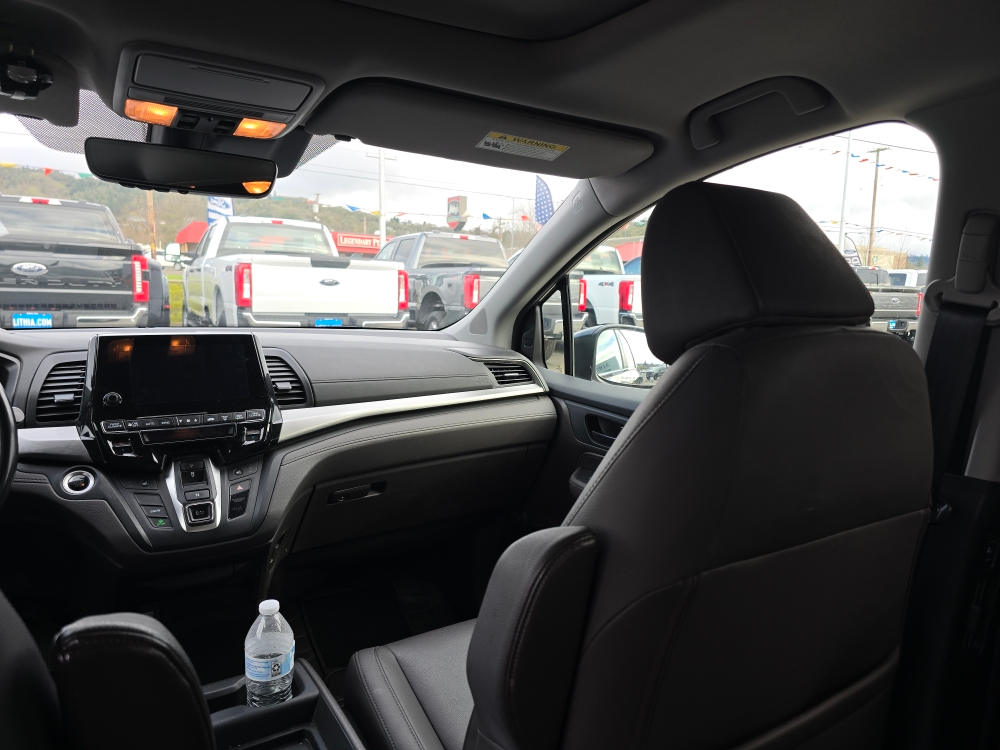 Thumbnail: 2018 Honda Odyssey - 9