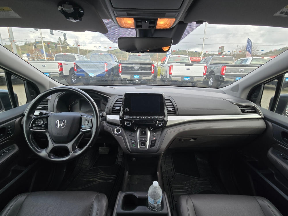 Thumbnail: 2018 Honda Odyssey - 11