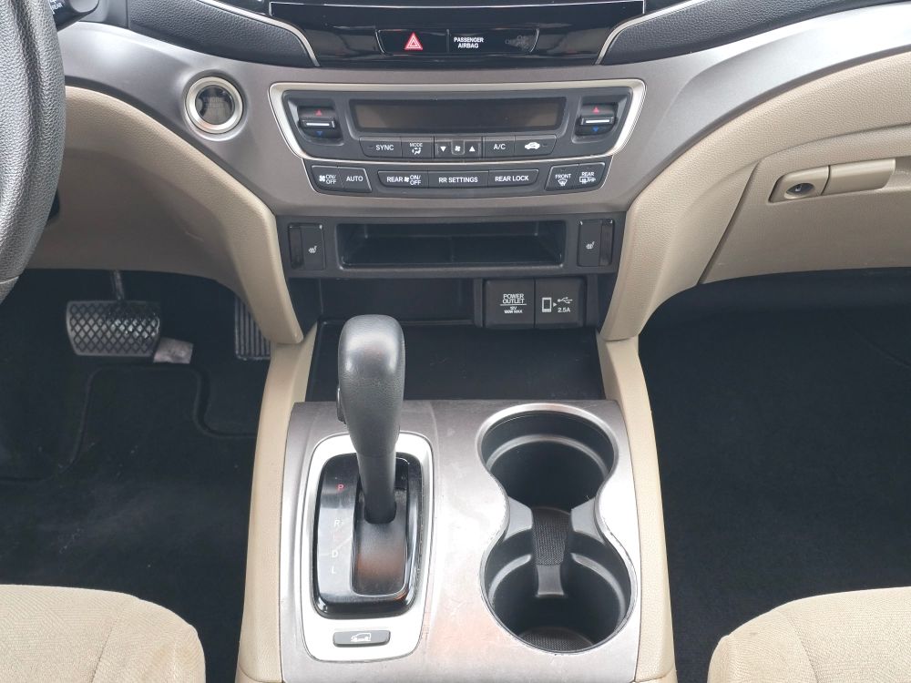 Thumbnail: 2019 Honda Pilot - 13