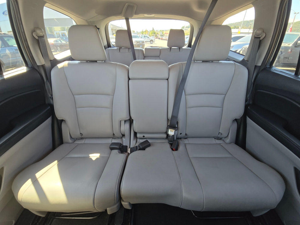 Thumbnail: 2020 Honda Pilot - 20