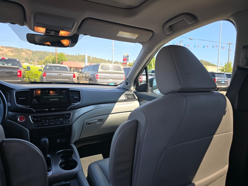 Thumbnail: 2020 Honda Pilot - 18