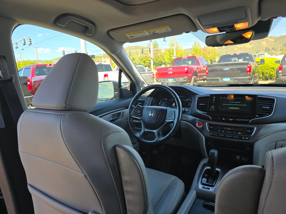 Thumbnail: 2020 Honda Pilot - 2