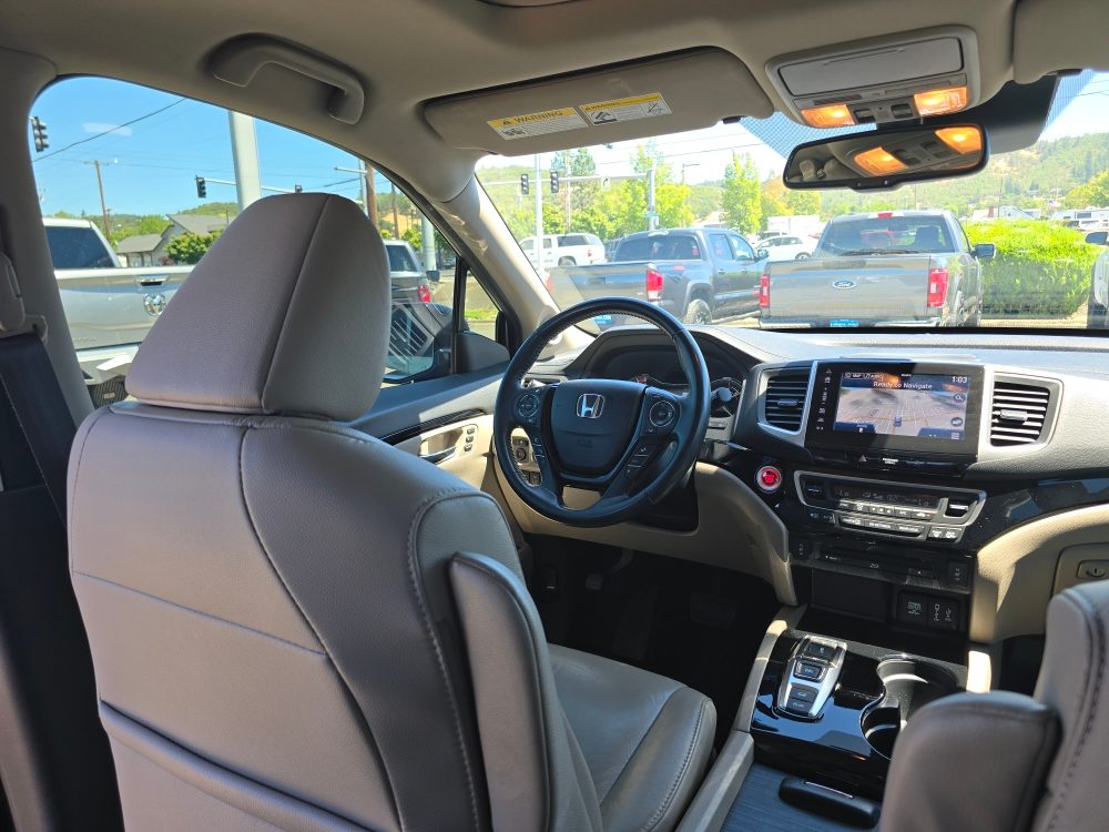Thumbnail: 2018 Honda Pilot - 2
