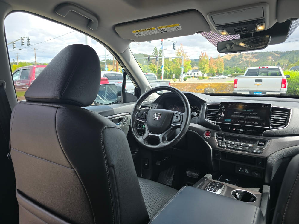 Thumbnail: 2025 Honda Ridgeline - 2
