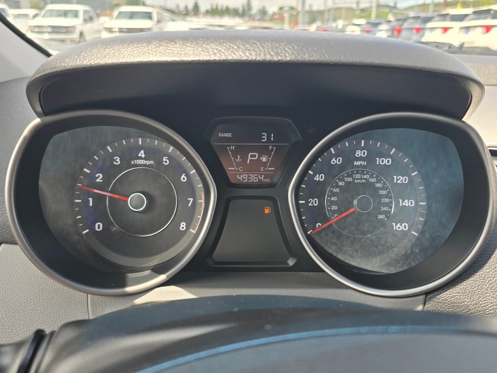 Thumbnail: 2015 Hyundai Elantra - 15
