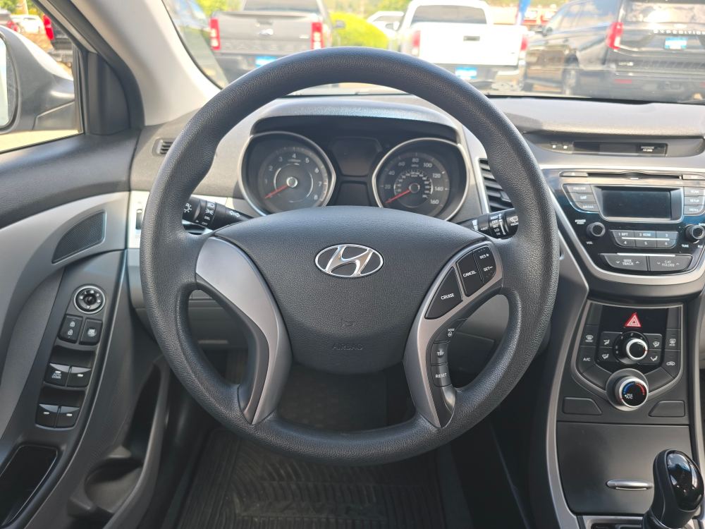 Thumbnail: 2015 Hyundai Elantra - 11