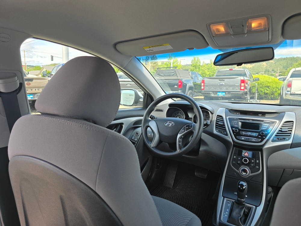 Thumbnail: 2015 Hyundai Elantra - 7