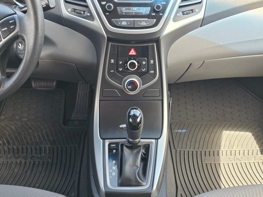 Thumbnail: 2015 Hyundai Elantra - 14