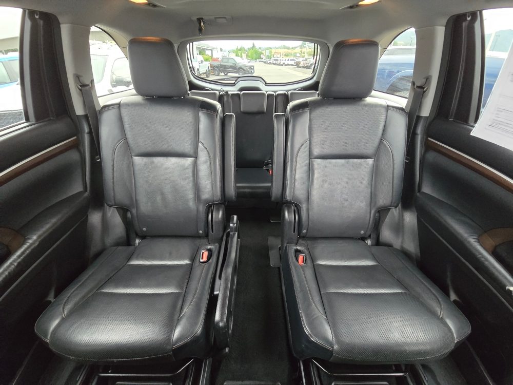 Thumbnail: 2015 Toyota Highlander - 21