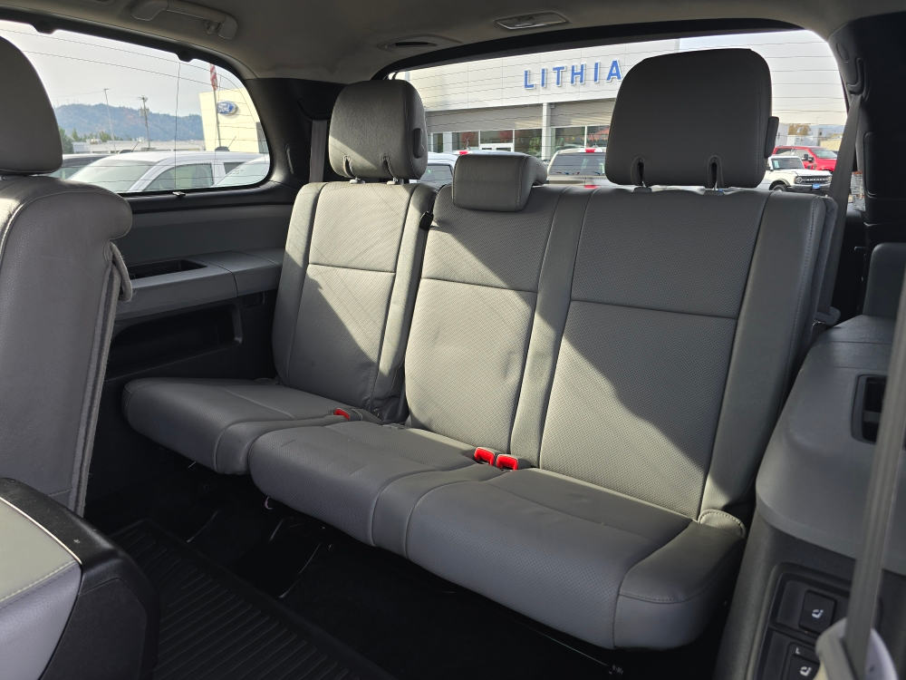 Thumbnail: 2016 Toyota Sequoia - 19