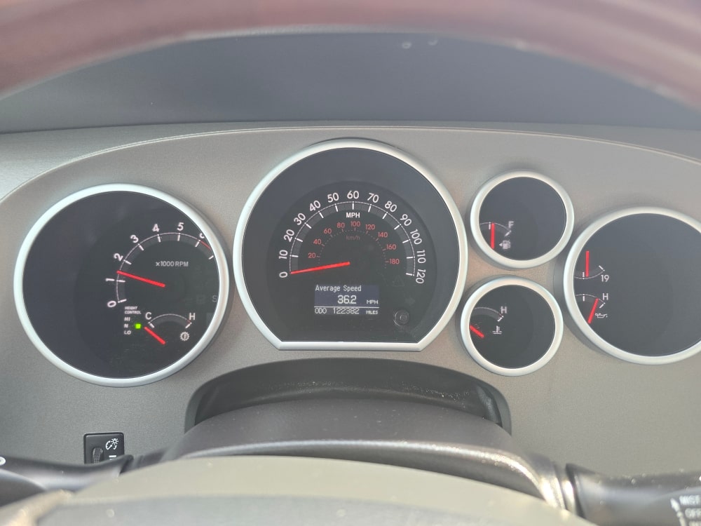 Thumbnail: 2016 Toyota Sequoia - 14