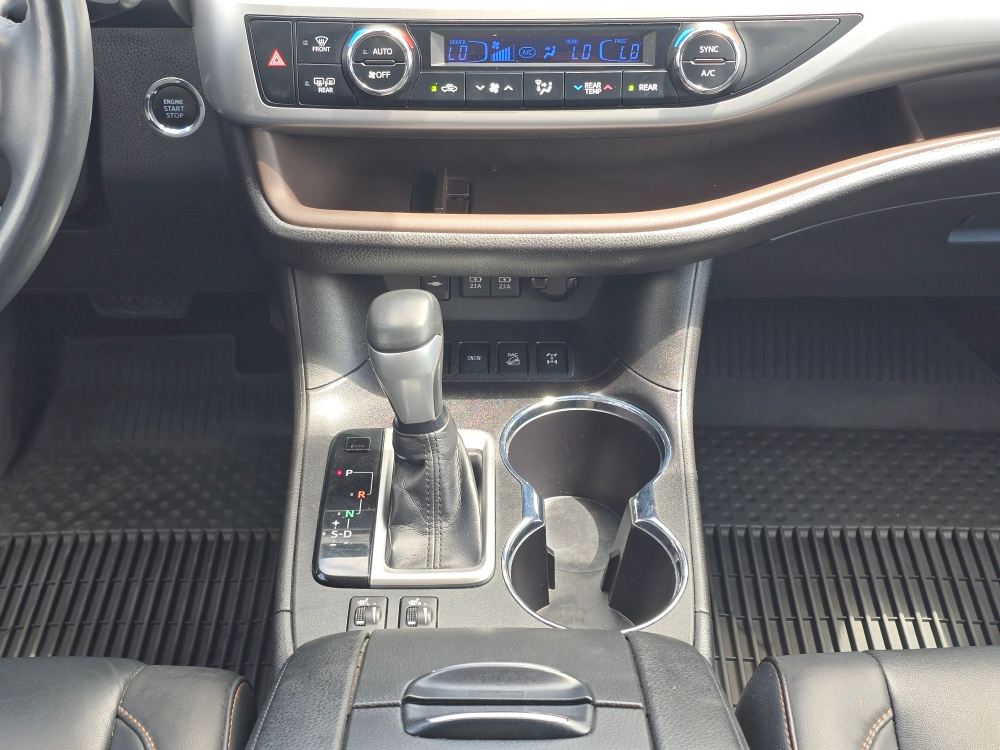 Thumbnail: 2019 Toyota Highlander - 13