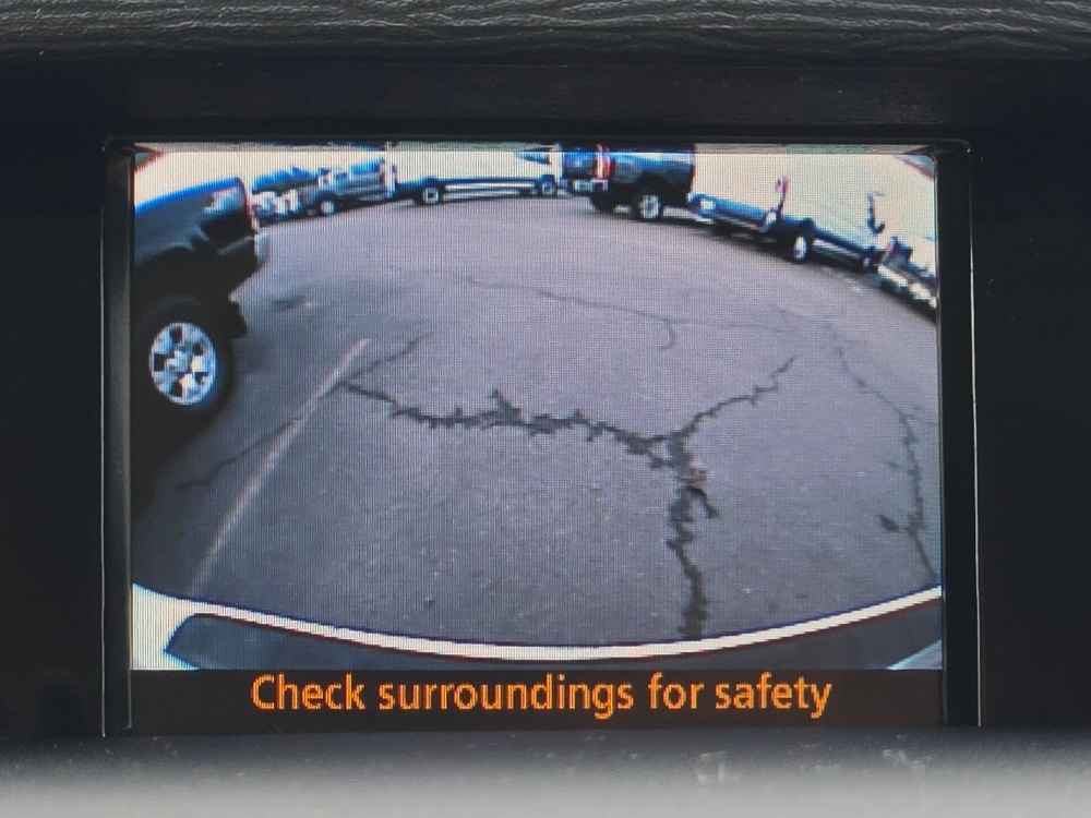 Thumbnail: 2011 Toyota Sienna - 22