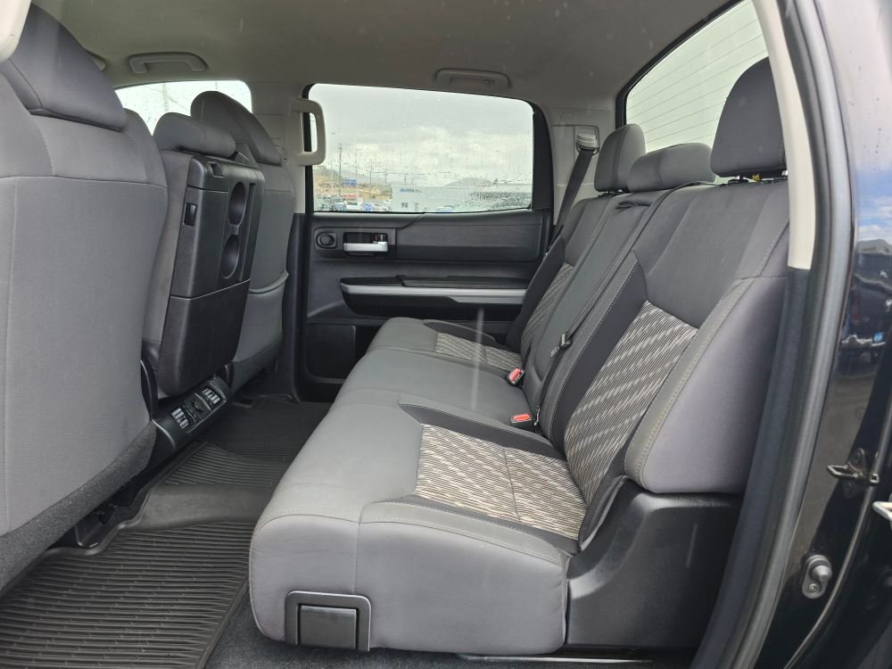 Thumbnail: 2020 Toyota Tundra - 10