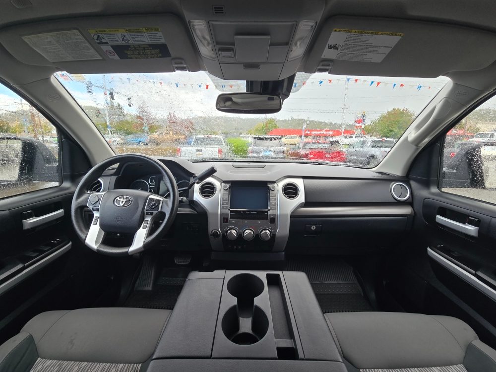 Thumbnail: 2020 Toyota Tundra - 11