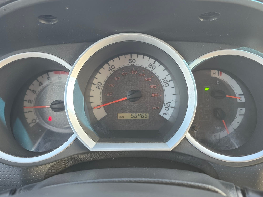 Thumbnail: 2015 Toyota Tacoma - 14