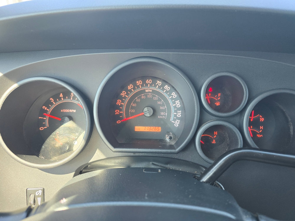 Thumbnail: 2011 Toyota Tundra - 14