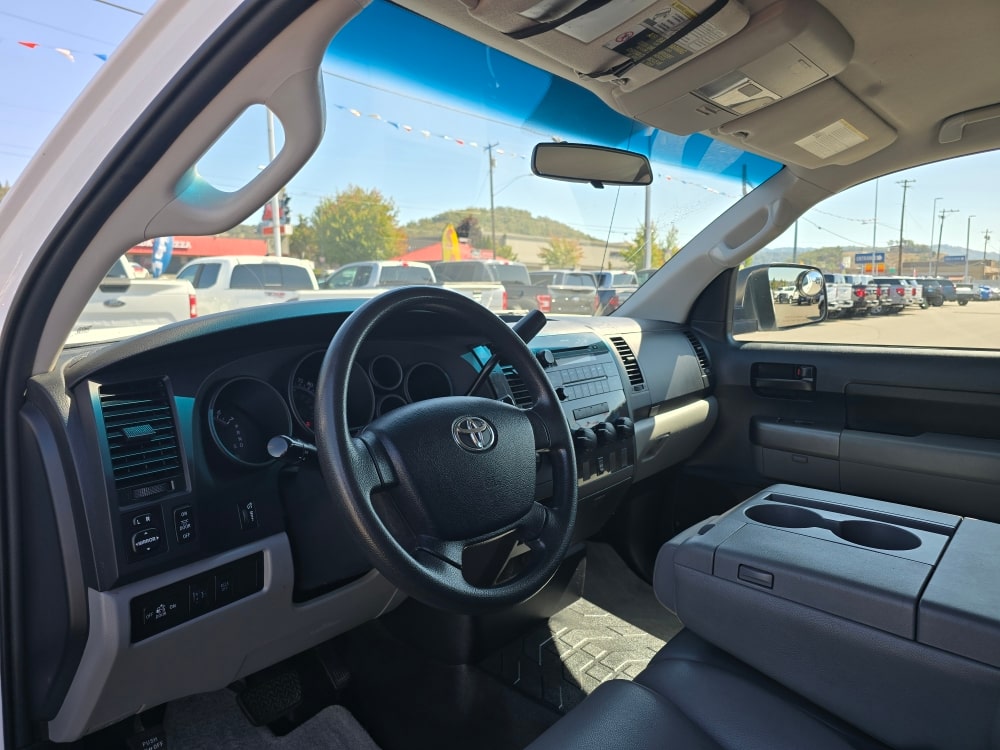 Thumbnail: 2011 Toyota Tundra - 2