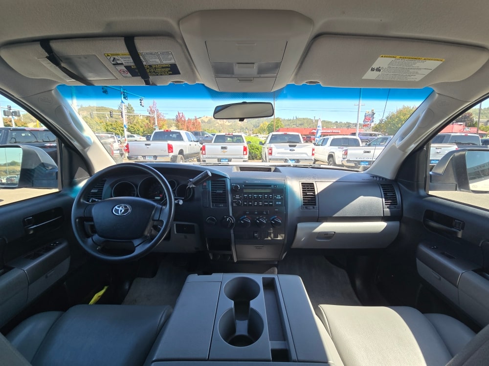 Thumbnail: 2011 Toyota Tundra - 12