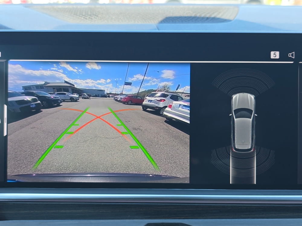 Thumbnail: 2020 BMW X5 - 21