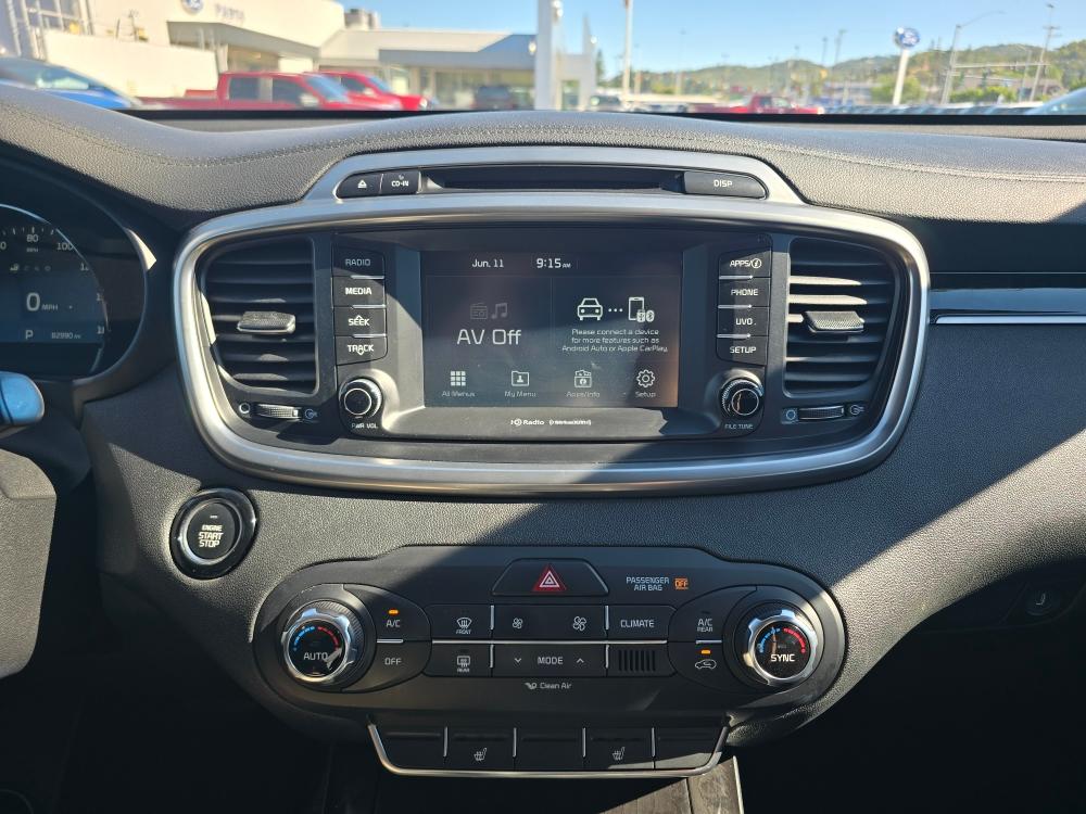 Thumbnail: 2018 Kia Sorento - 12