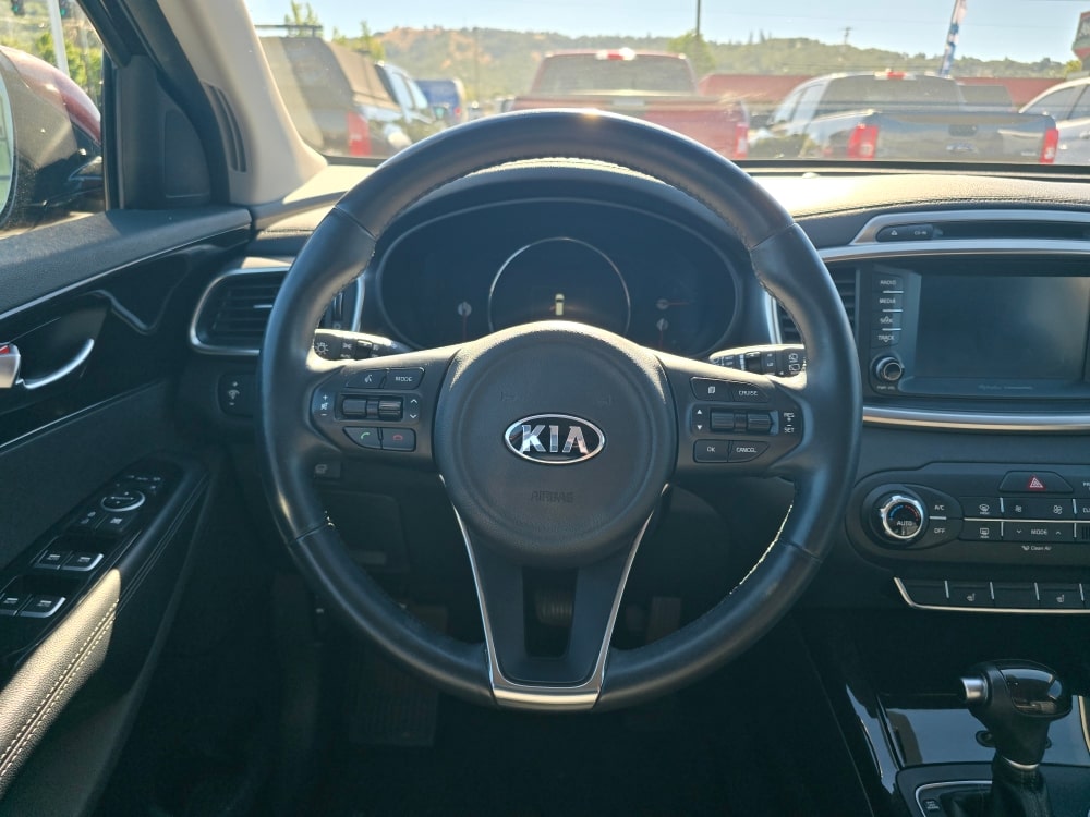 Thumbnail: 2018 Kia Sorento - 7