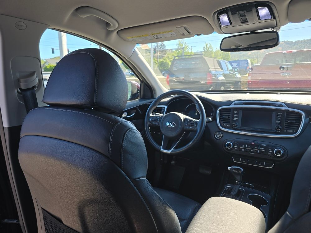 Thumbnail: 2018 Kia Sorento - 2