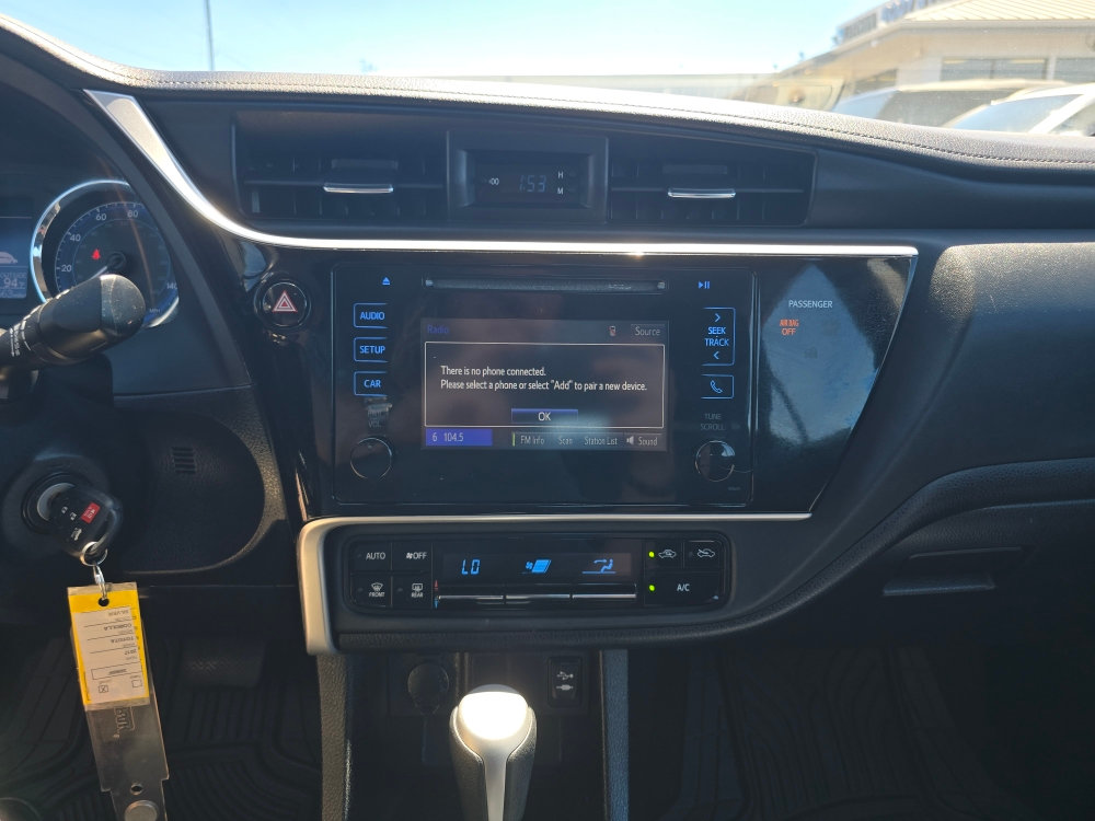 Thumbnail: 2017 Toyota Corolla - 12