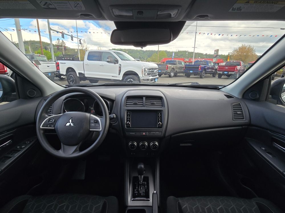 Thumbnail: 2025 Mitsubishi Outlander Sport - 11