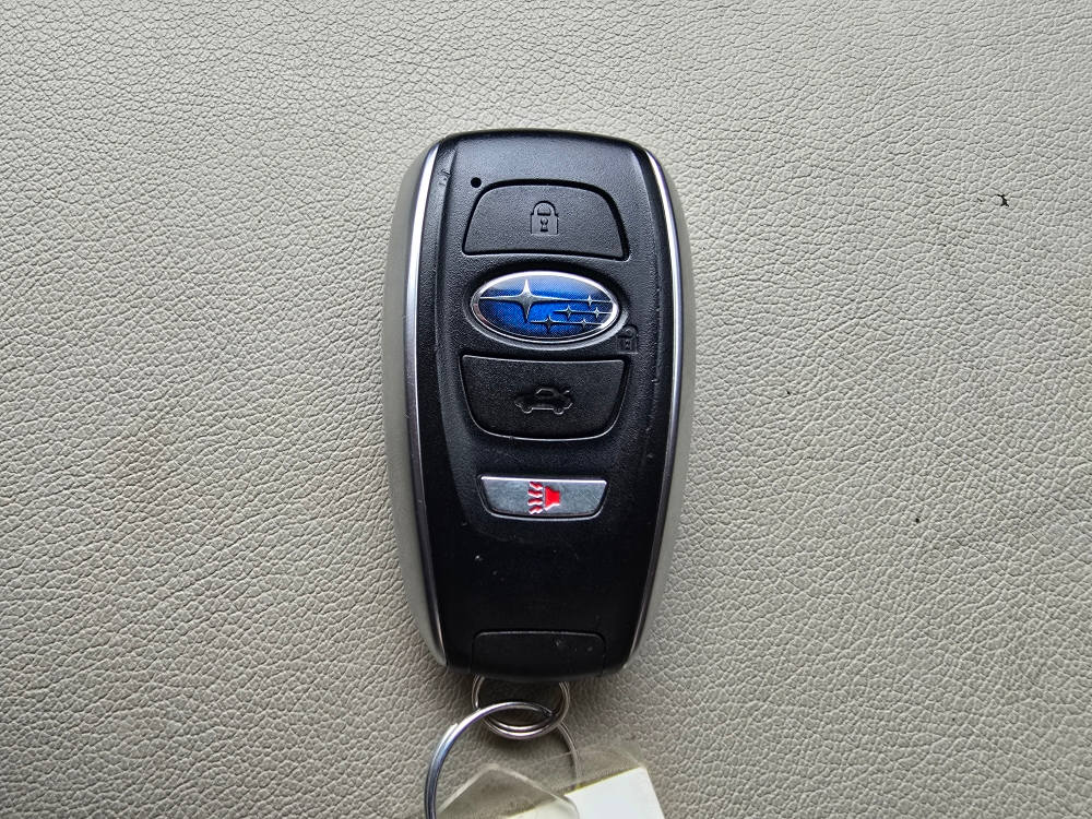 Thumbnail: 2016 Subaru Crosstrek - 17