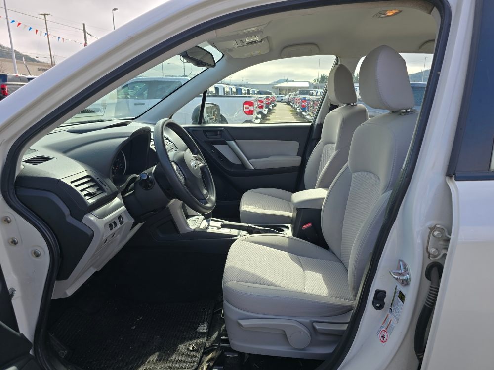 Thumbnail: 2015 Subaru Forester - 8