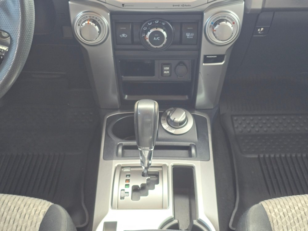 Thumbnail: 2019 Toyota 4Runner - 13