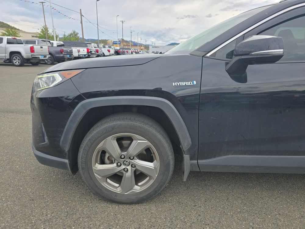 Thumbnail: 2020 Toyota RAV4 - 20