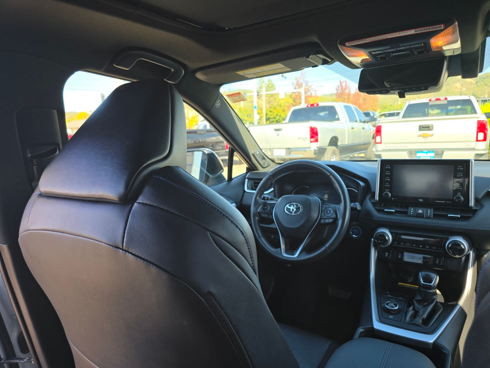 Thumbnail: 2019 Toyota RAV4 - 2