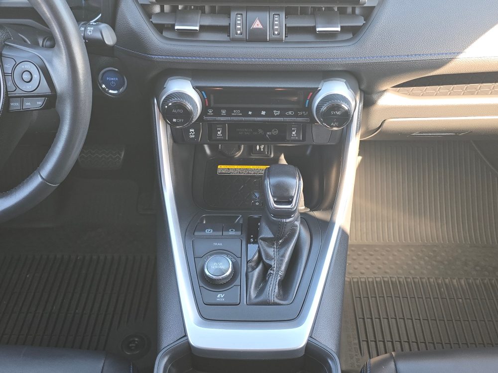 Thumbnail: 2019 Toyota RAV4 - 13