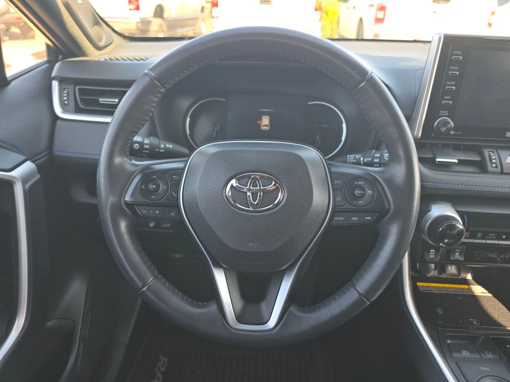 Thumbnail: 2019 Toyota RAV4 - 7