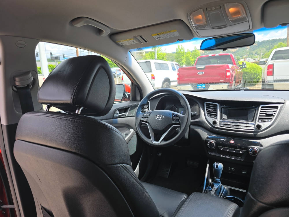 Thumbnail: 2016 Hyundai Tucson - 2