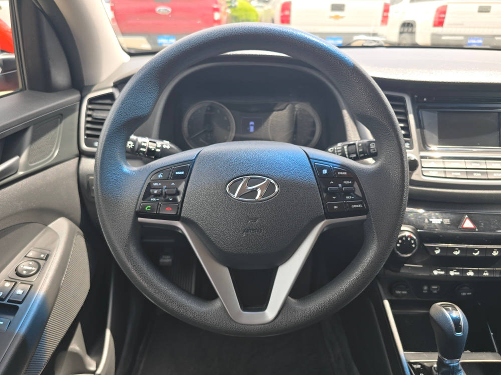 Thumbnail: 2016 Hyundai Tucson - 7