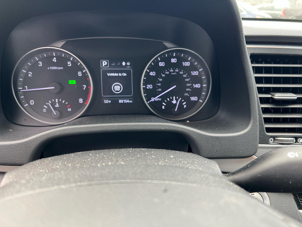 Thumbnail: 2017 Hyundai Elantra - 9