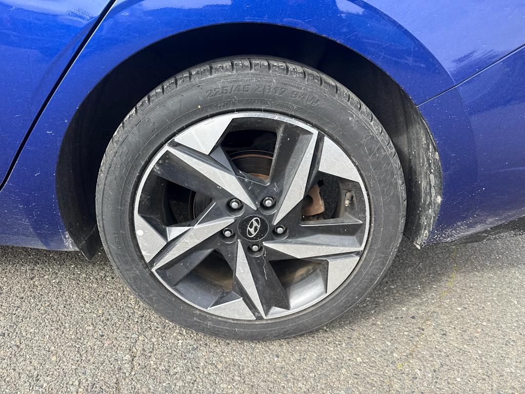 Thumbnail: 2021 Hyundai Elantra - 6