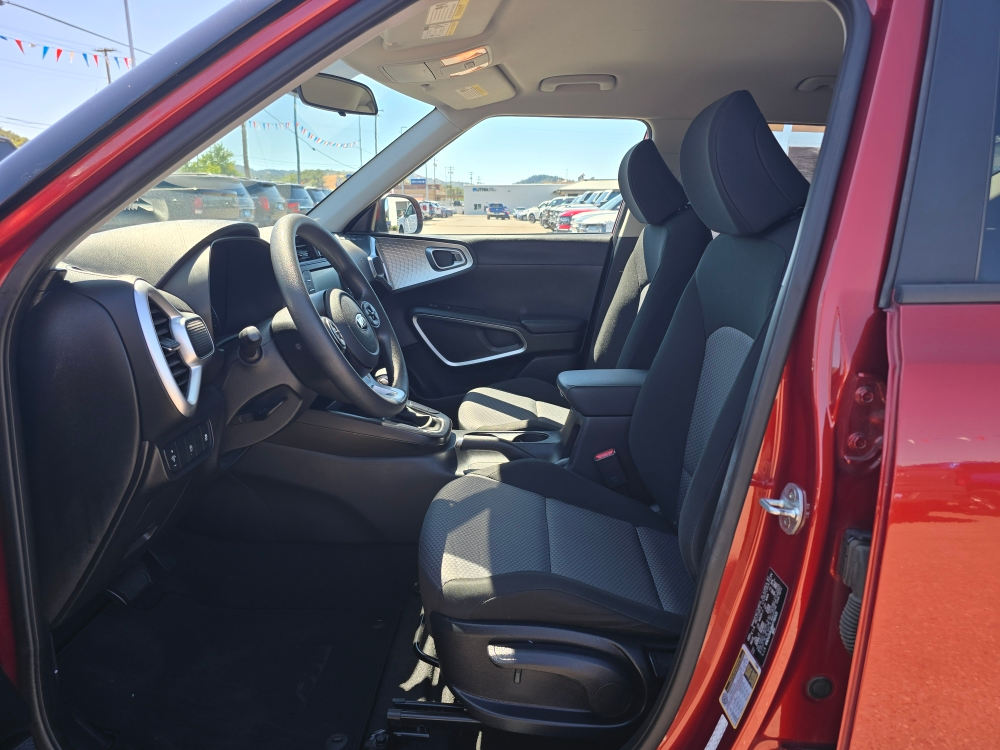 Thumbnail: 2021 Kia Soul - 8